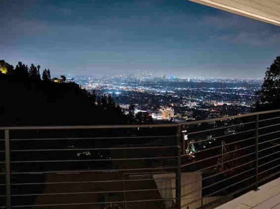 Hollywood Hills Luxe Escape Villa *