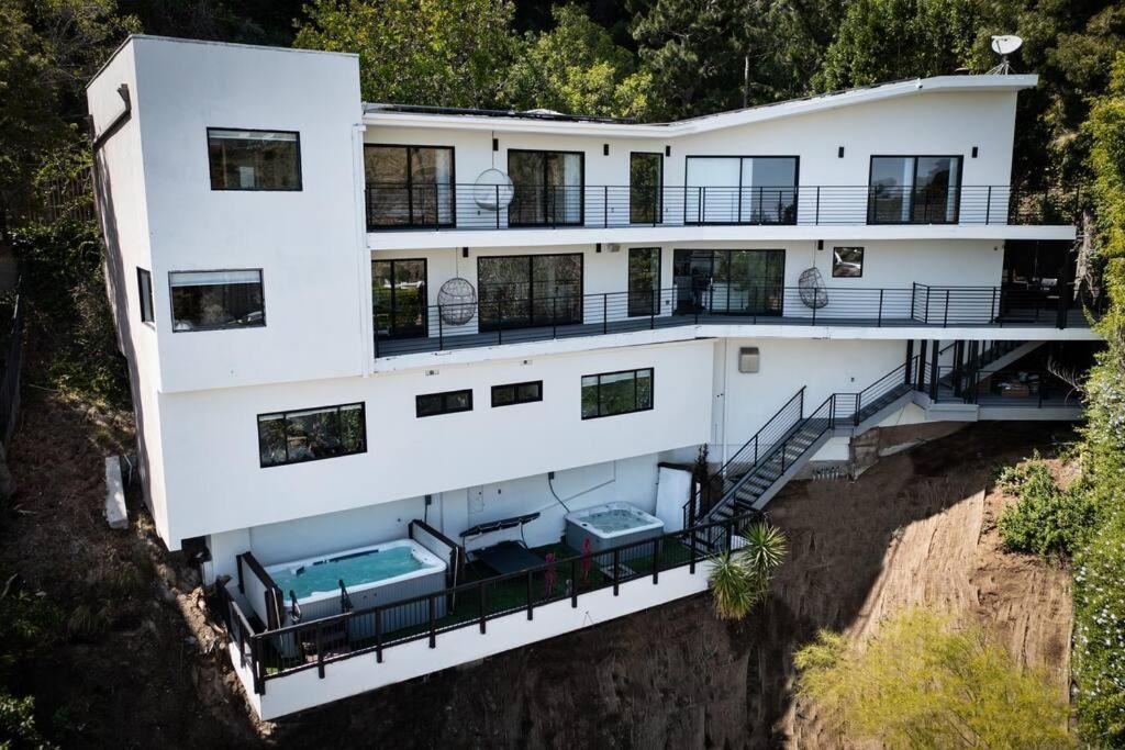 Hollywood Hills Luxe Escape Villa Los Angeles